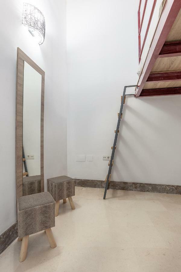 Pasaje Amores Iz. - Tranquilidad Y Vida Cultural En Centro Sevilla 4Px ภายนอก รูปภาพ